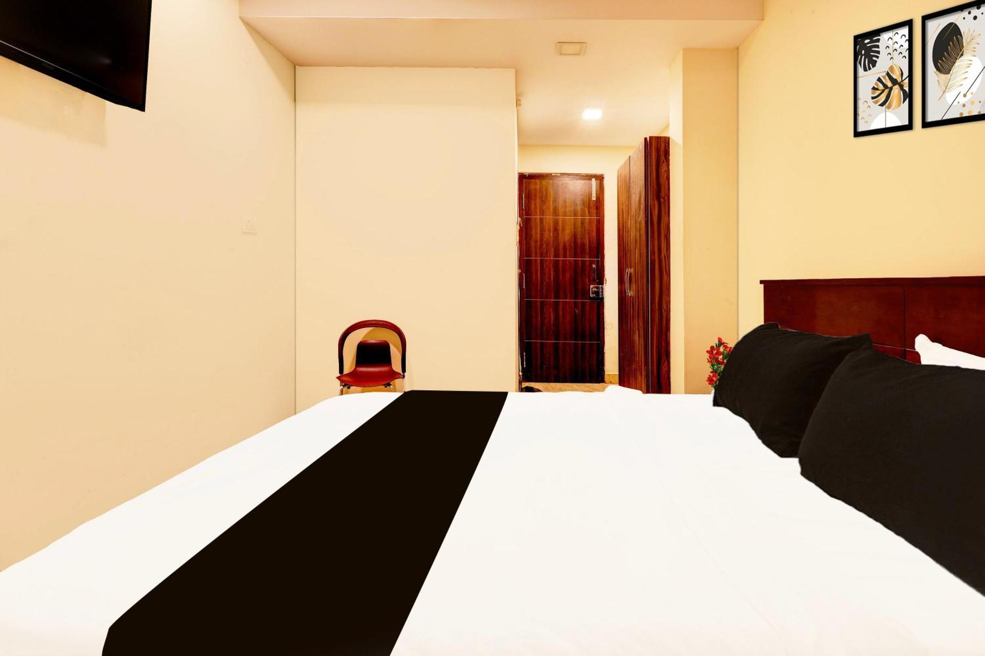 Super Hotel O Mahanadu Formerly Akshaya Bheemas Vijayawāda Exterior foto